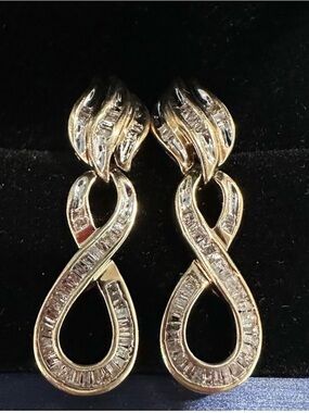 Estate 14K Yellow Gold 1.84TCW Diamond Dangle